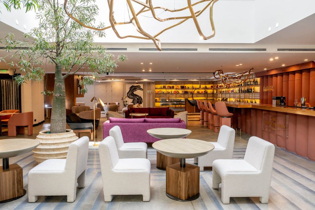 ChampagneBarCocktailLounge pic6